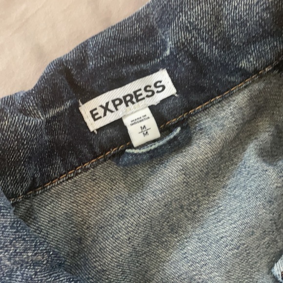 Express Denim Cropped Vest - Picture 4 of 5